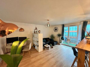 Elegant, Cosy and Central- Paris à porte - Down to subway 14
